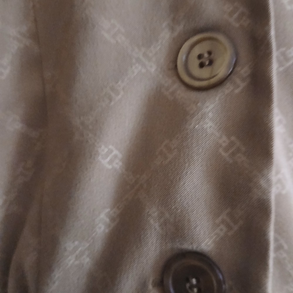 Tan Patterned Blazer With Tan Skirt. - Picture 4 of 5